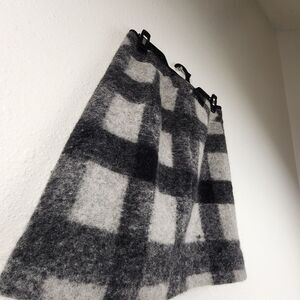 Banana Republic Black and Gray Checkered Pencil Skirt